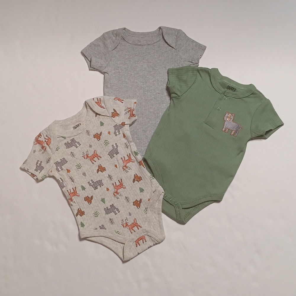 3 Short Sleeve Bodysuits